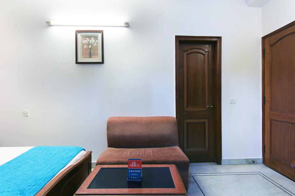 Hotel Rahul Palace Yeni Delhi Dış mekan fotoğraf