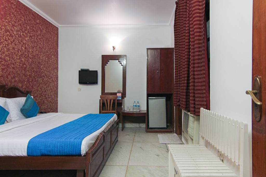 Hotel Rahul Palace Yeni Delhi Oda fotoğraf